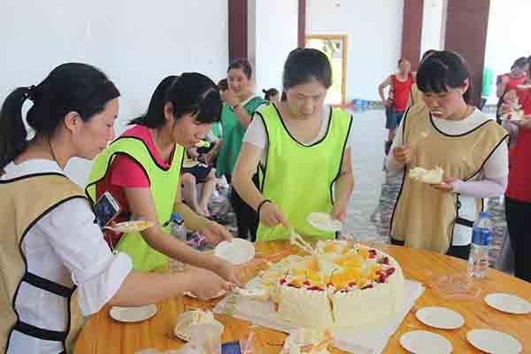 為6、7月生日員工慶生
